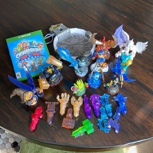 Skylanders Trap Team game, portal, figures & traps
